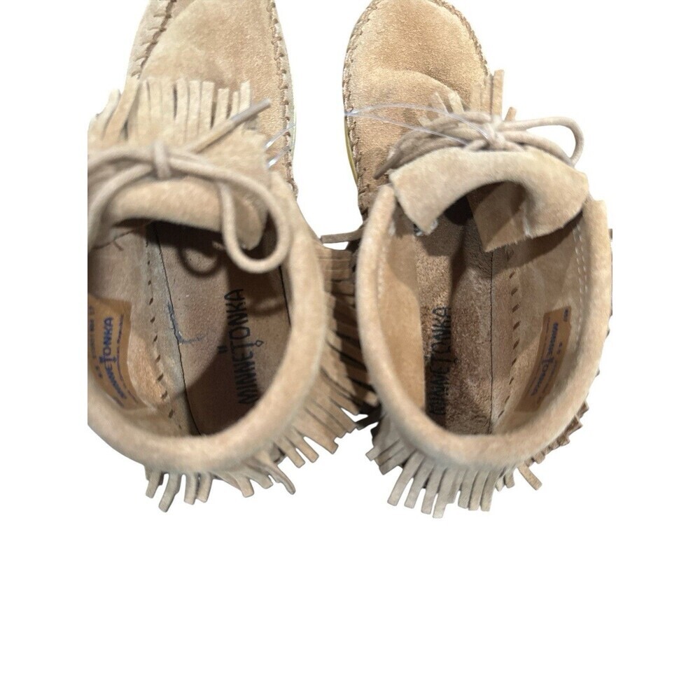 Minnetonka Venice 457 Women's 6.5 Tan Suede Bootie Ankle Boots Moccasins Fringe - Picture 6 of 7